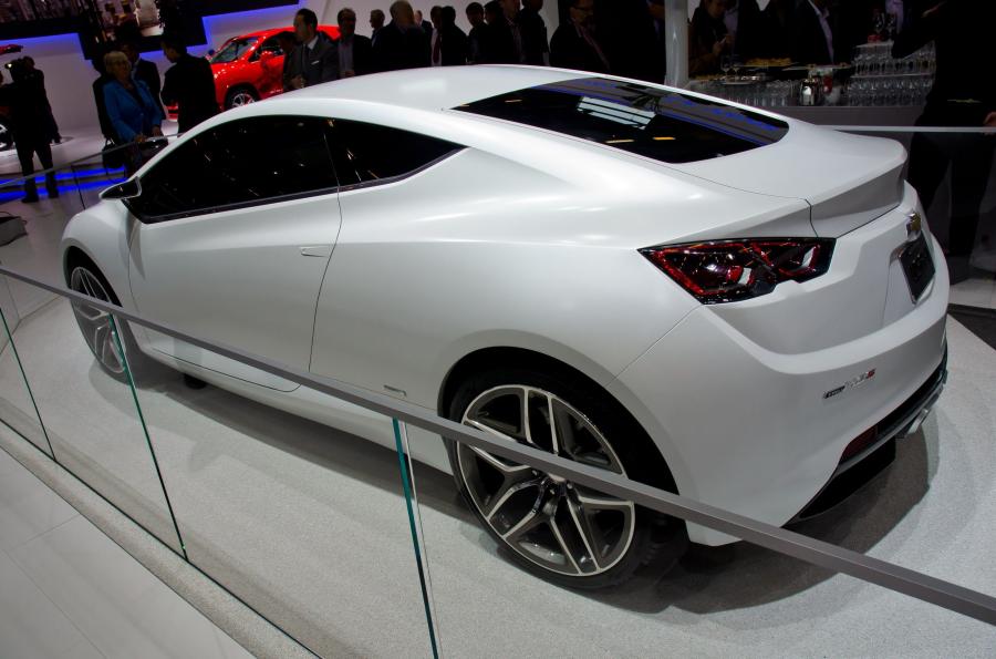  Chevrolet Tru 140S Concept 2012 года  (фото 7 из 25)